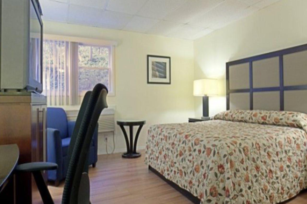 Americas Best Value Inn Highland-Poughkeepsie Exteriér fotografie